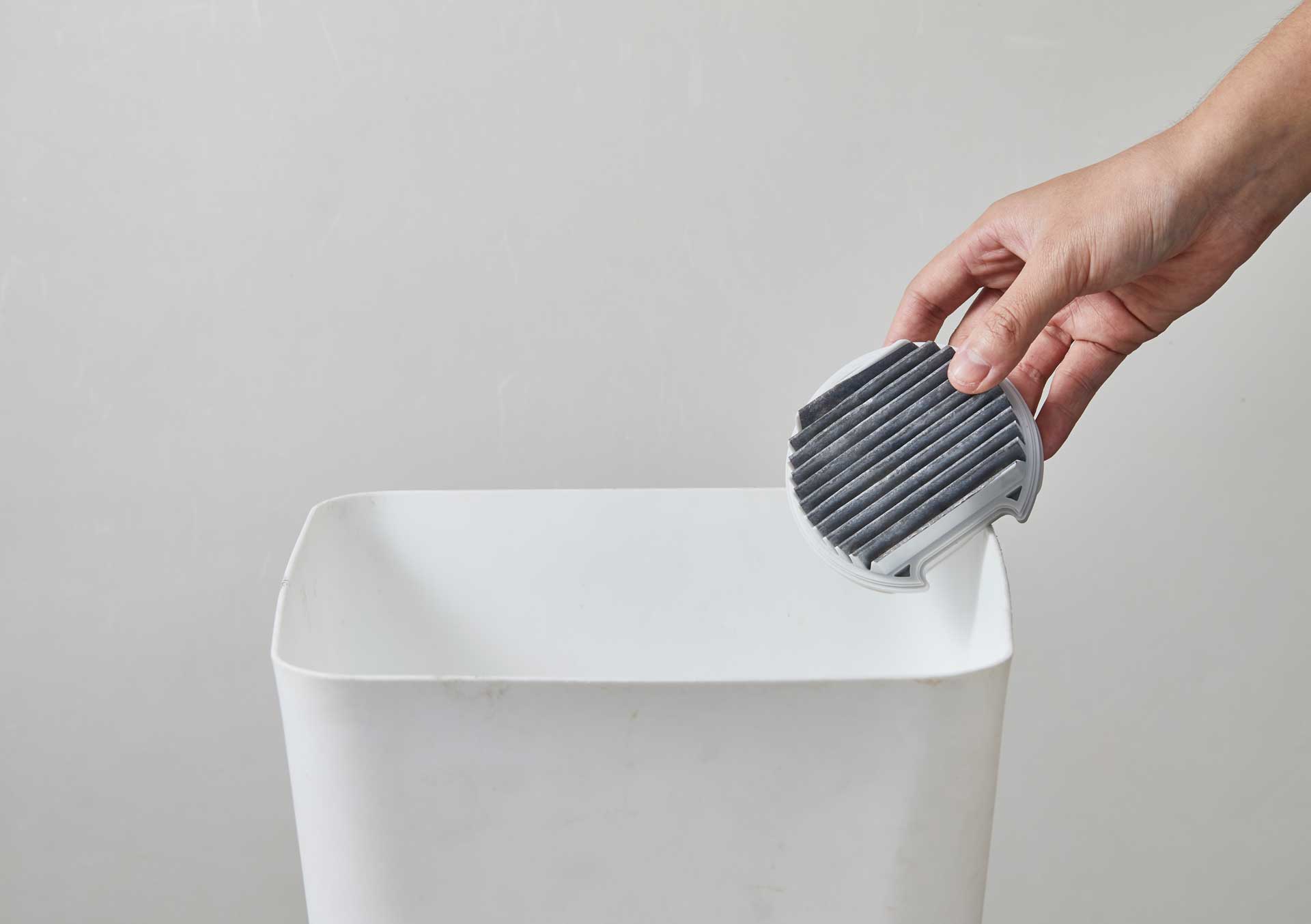 HEPA-Assembly---Mi-Vacuum-Cleaner-Light_05